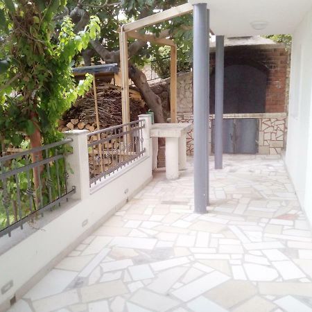 Apartmán Pavlic 2 Omiš Exteriér fotografie