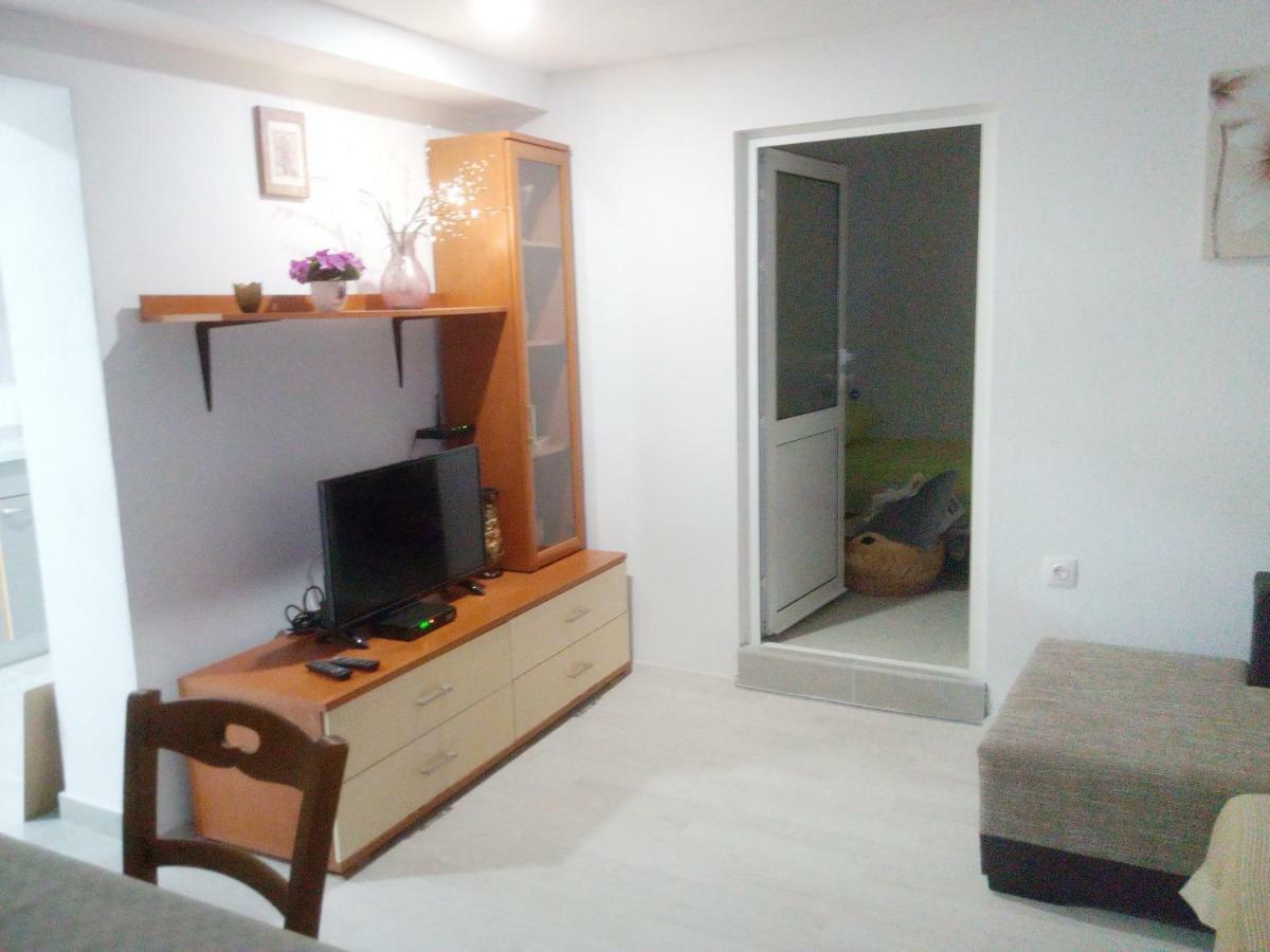 Apartmán Pavlic 2 Omiš Exteriér fotografie