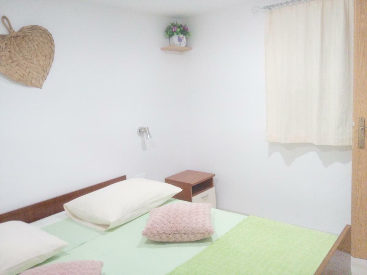 Apartmán Pavlic 2 Omiš Exteriér fotografie