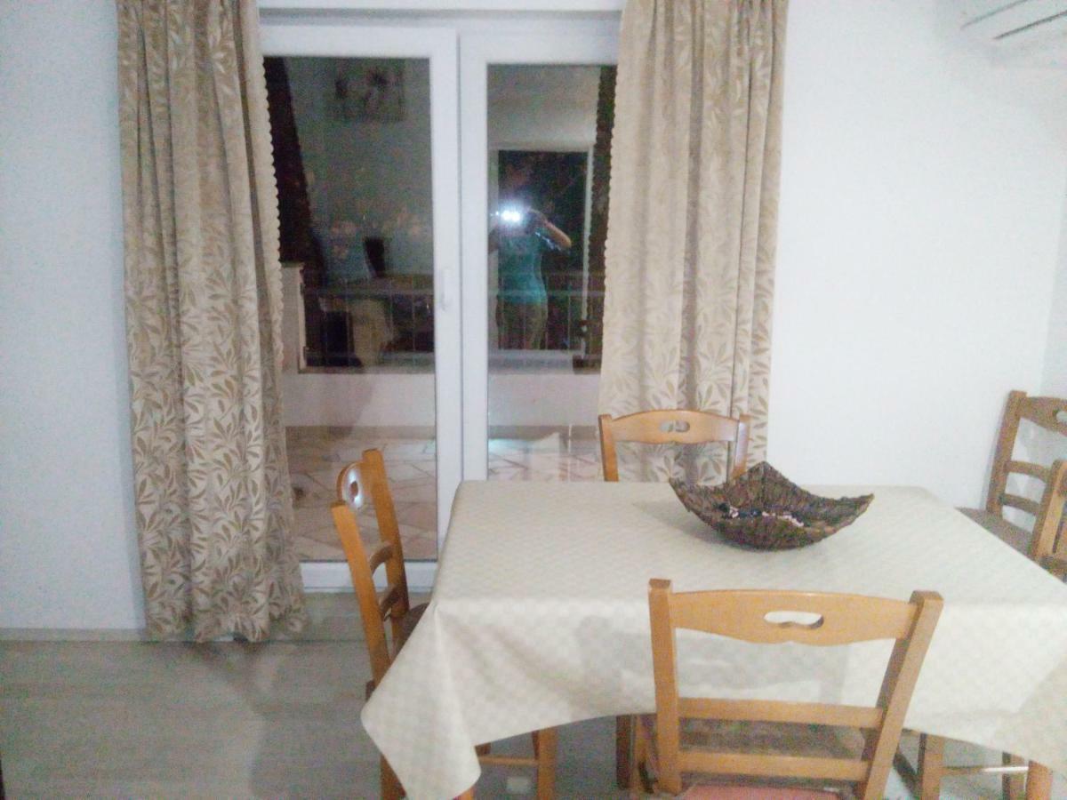 Apartmán Pavlic 2 Omiš Exteriér fotografie